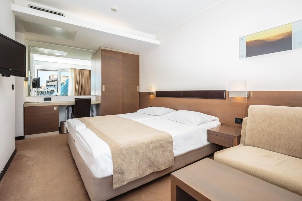 Hotel Molindrio Plava Laguna ポレッチ エクステリア 写真