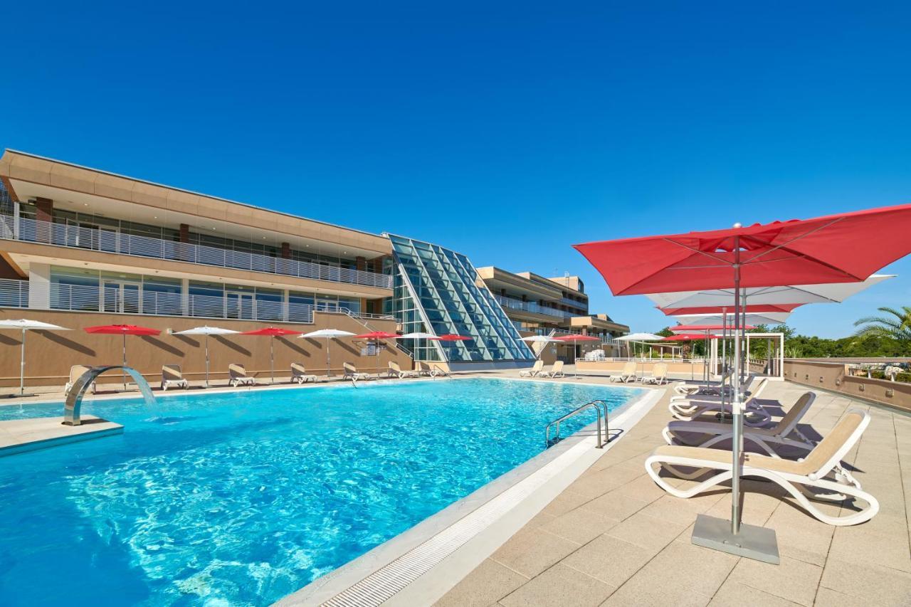 Hotel Molindrio Plava Laguna ポレッチ エクステリア 写真