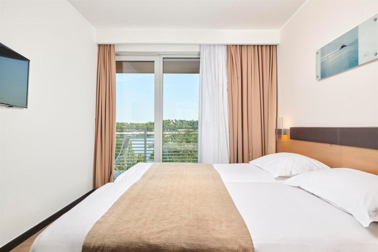 Hotel Molindrio Plava Laguna ポレッチ エクステリア 写真