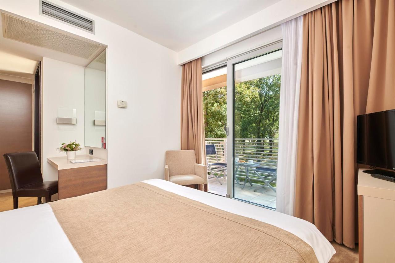 Hotel Molindrio Plava Laguna ポレッチ エクステリア 写真