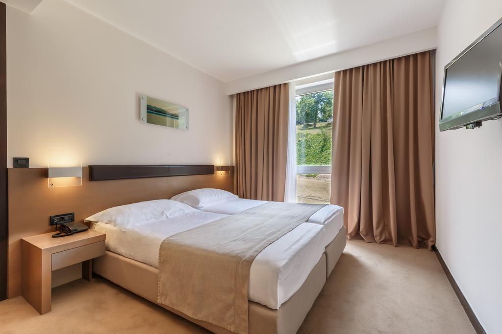 Hotel Molindrio Plava Laguna ポレッチ エクステリア 写真